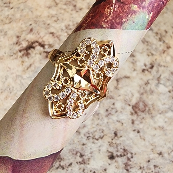 Jewelry - RING